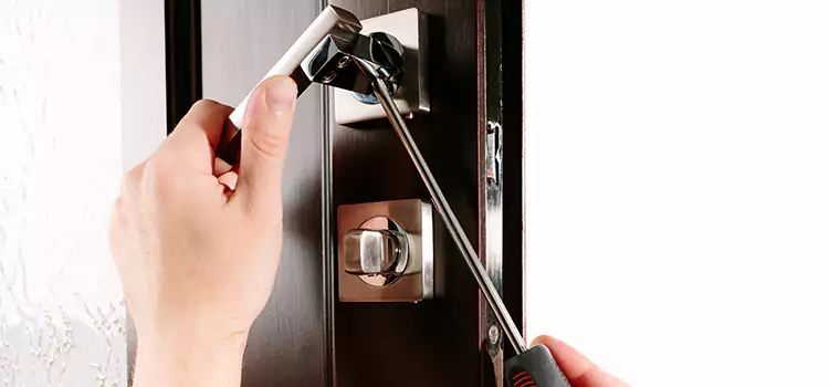 Door Lock Replacement Service Xenia