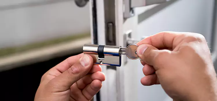 Emergency Locksmith for House Xenia